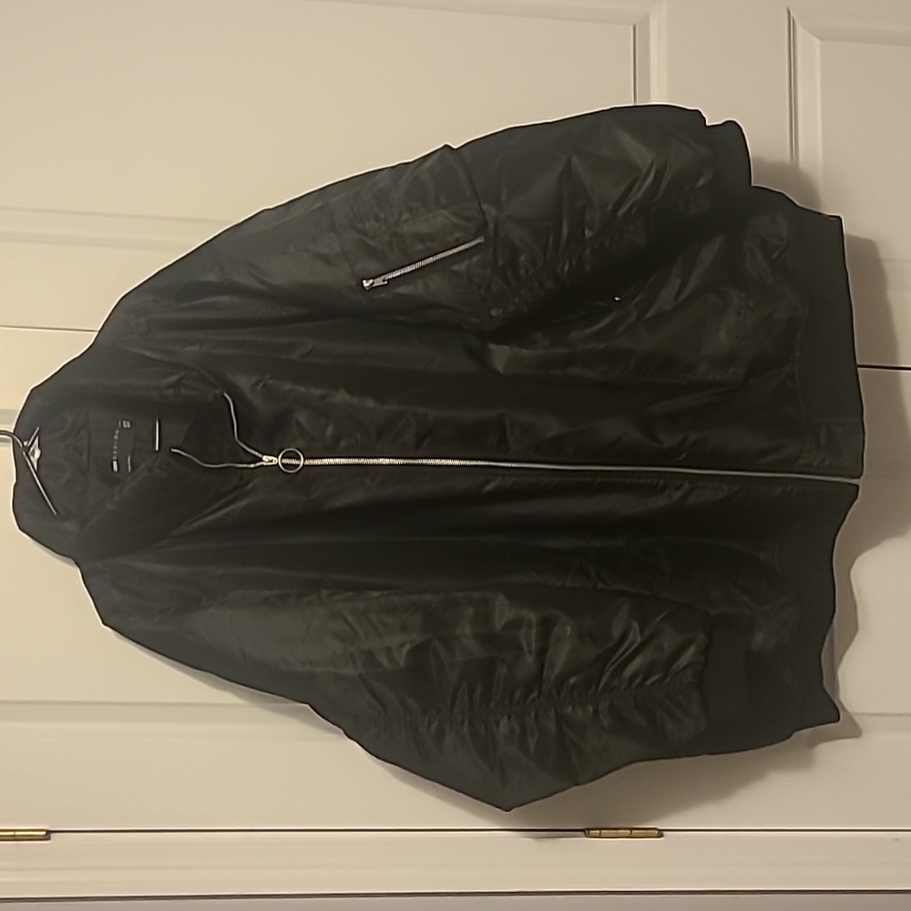 Asos black bomber jacket Sz 22-28 nwot
